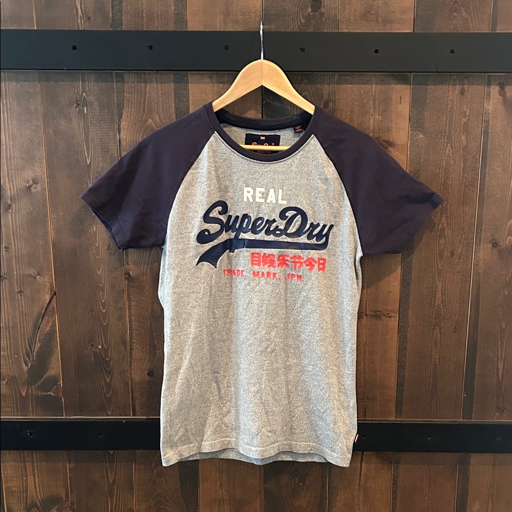 Superdry Men's Gray and Dark Blue T Shirt Size S